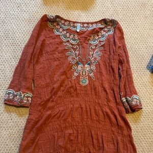 Mona Reno embroidered blouse